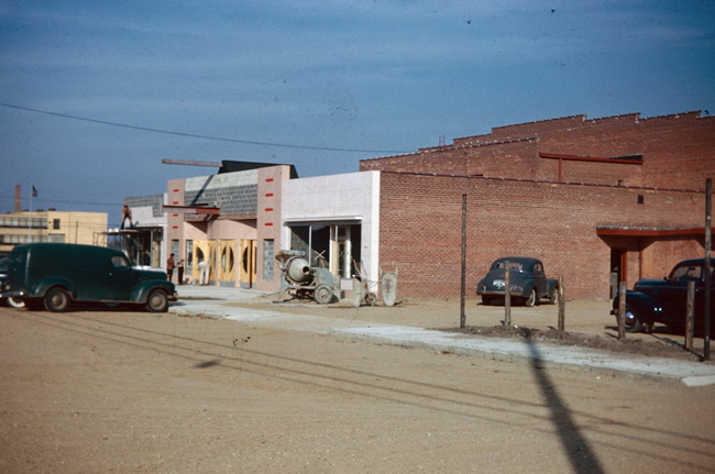 Ryan Theatre - Ryan Theatre Warren Mi Entrance Door Work 1949 Courtesy Al Johnson (newer photo)